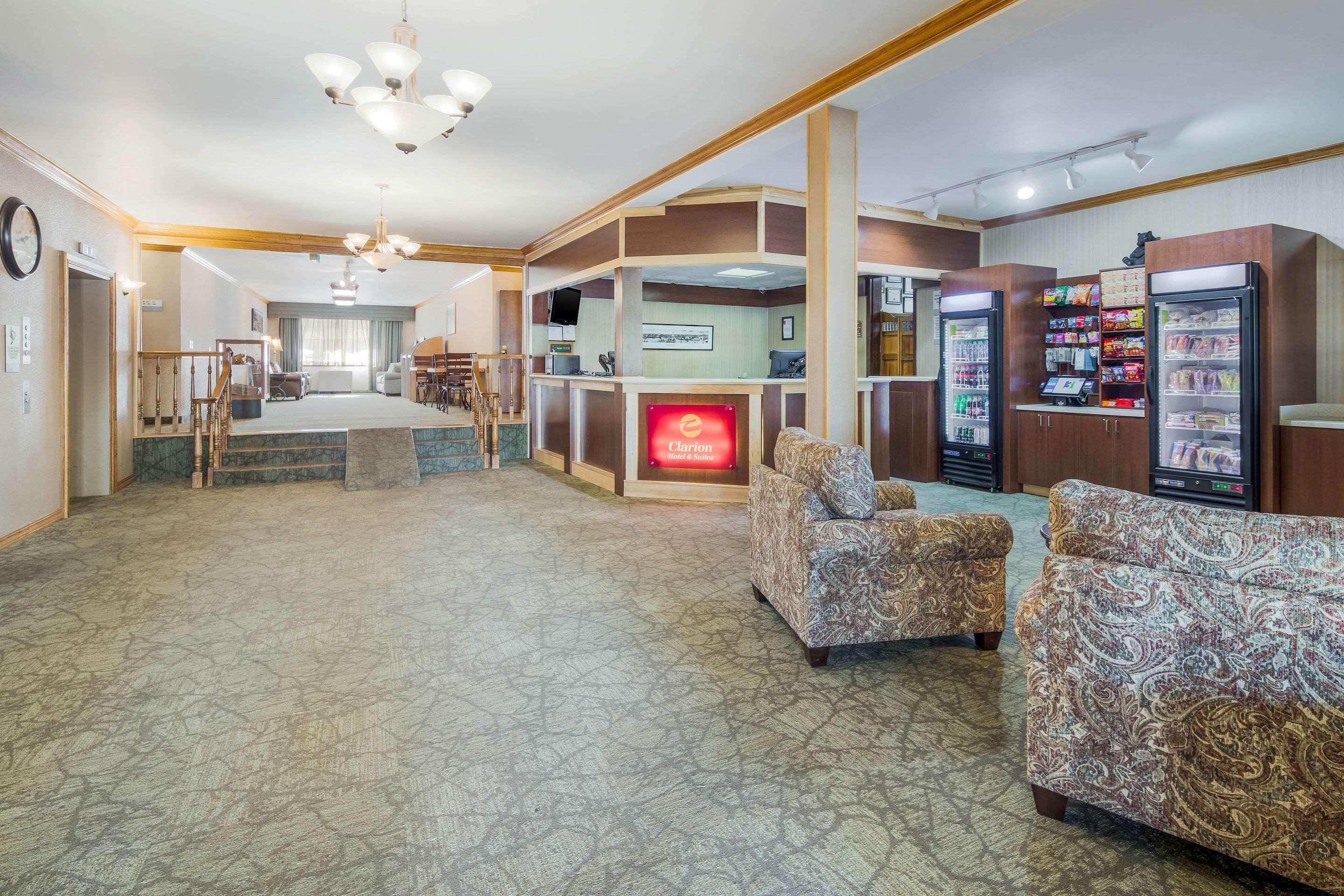 Clarion Hotel & Suites Fairbanks Near Ft Wainwright Luaran gambar