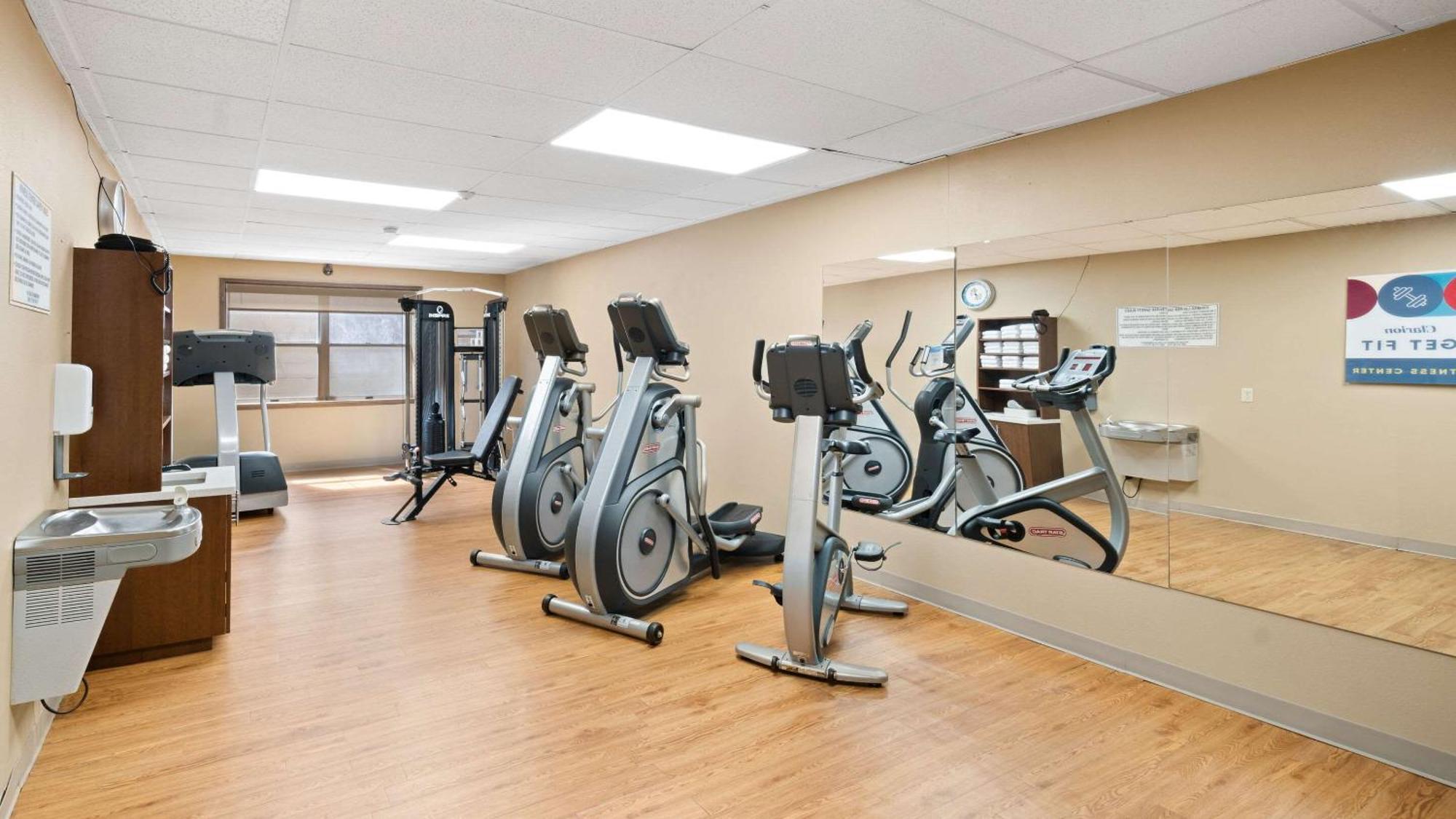 Clarion Hotel & Suites Fairbanks Near Ft Wainwright Luaran gambar