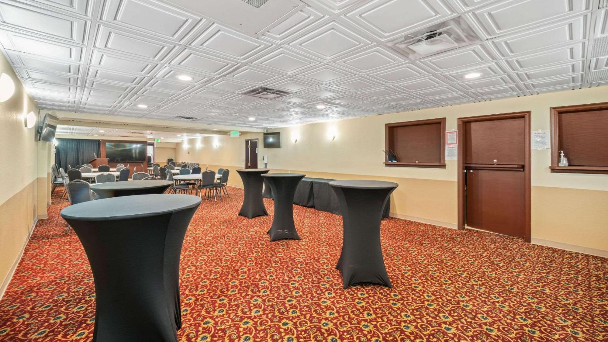 Clarion Hotel & Suites Fairbanks Near Ft Wainwright Luaran gambar